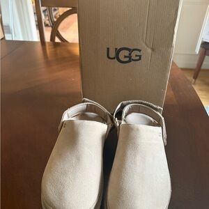 UGG Goldenstar Clog